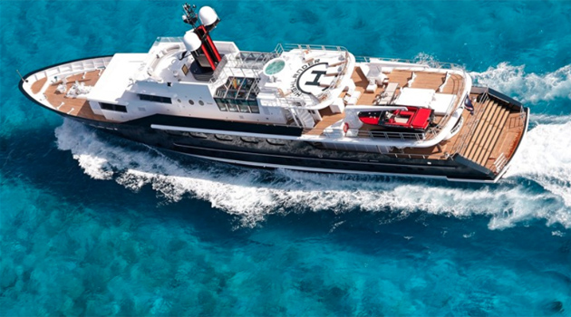 christine davis freelance writer writes profile on the yacht Highlander once owned by malcolm forbes