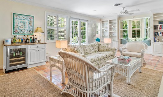 family room, palm beach